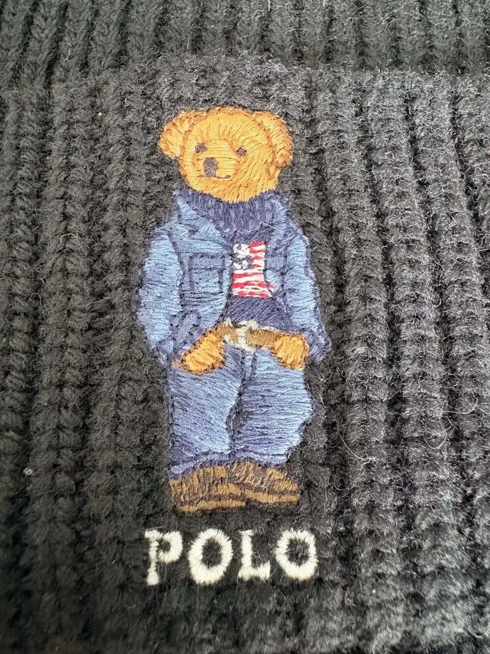 Polo Ralph Lauren Flag Bear Navy Rib-Knit Beanie - Picture 3 of 4